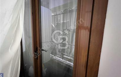 Kemerburgaz meydanda satılık 1+1 daire