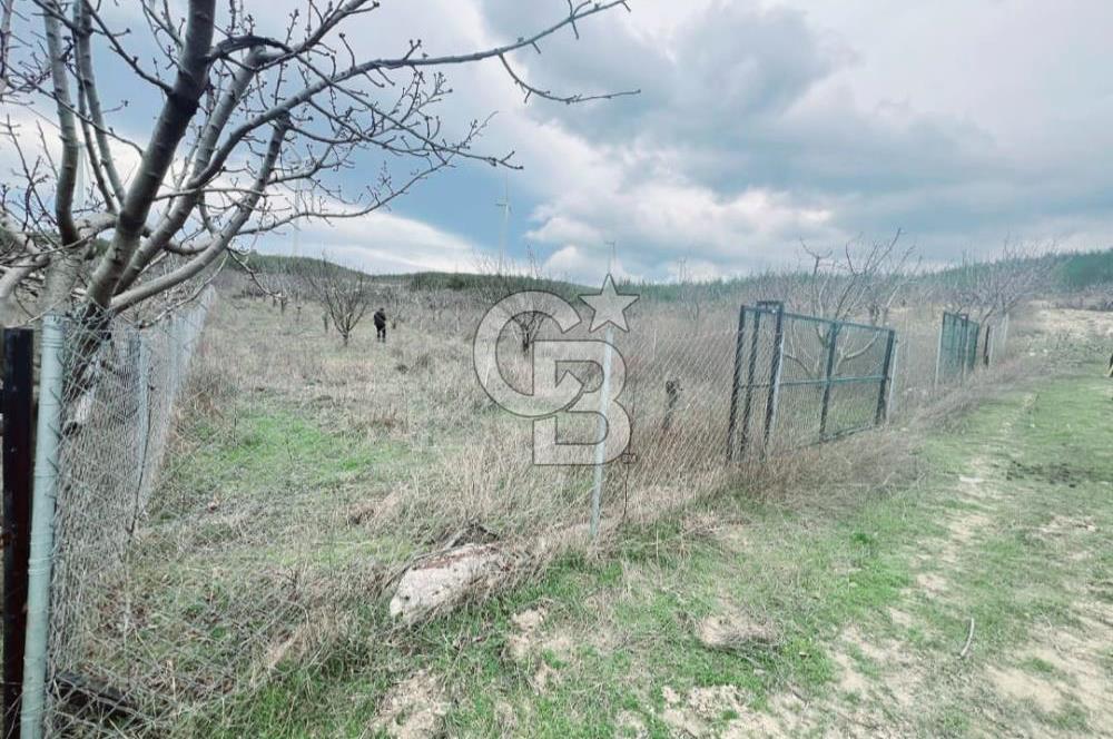 BORNOVA YAKAKÖY'DE ÇOK İYİ KONUMDA ARAZİ