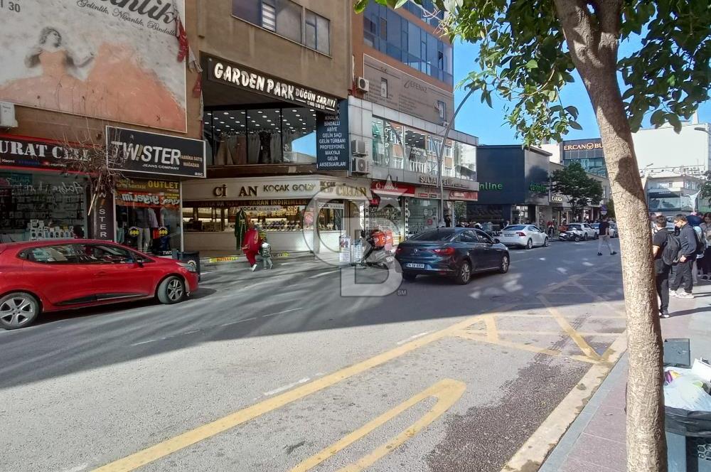 CB TOWER GEBZE YENİ ÇARŞI CADDE ÜZERİ SATILIK 15 M² DÜKKAN