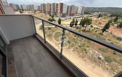SUR YAPI TURKUAZ'da  FULL EŞYALI LÜKS KİRALIK 2+1 DAİRE