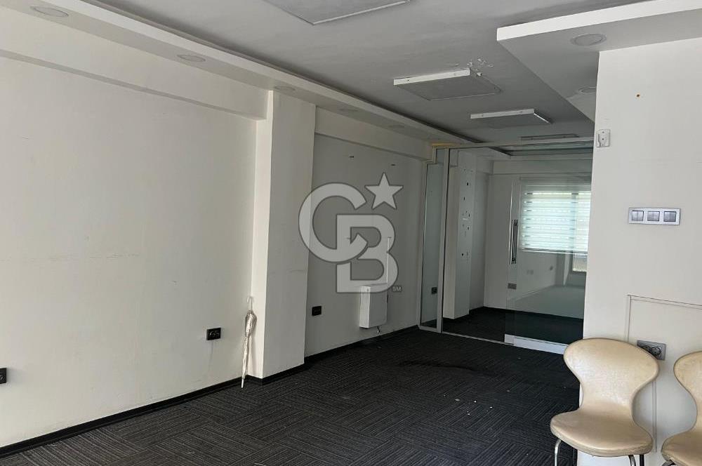 İstanbul Fatih Akdeniz Caddesinde Kiralık İşyeri 