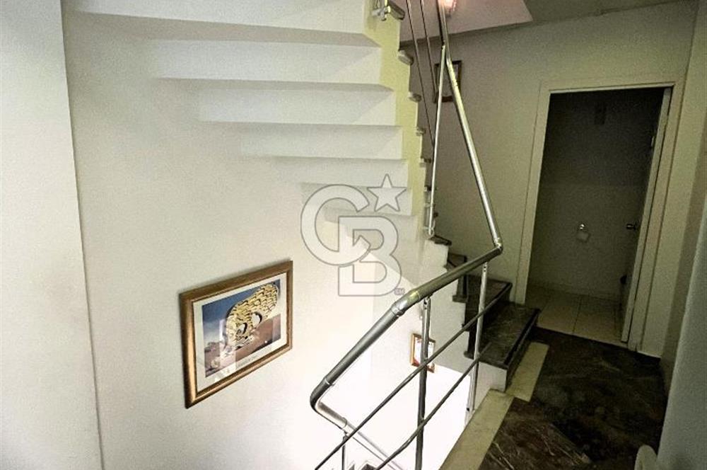KOŞUYOLU Caddeye 1.Paralelde çok iyi konumda 390 m2 KİRALIK BİNA