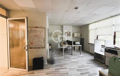 KOŞUYOLU Caddeye 1.Paralelde çok iyi konumda 390 m2 KİRALIK BİNA