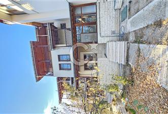 Ankara'nın gözde semti Gözdeevlerde bahçeli villa