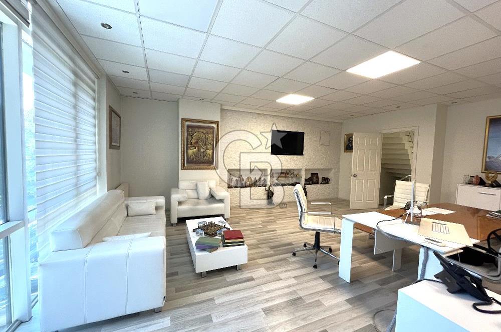 KOŞUYOLU Caddeye 1.Paralelde çok iyi konumda 390 m2 KİRALIK BİNA