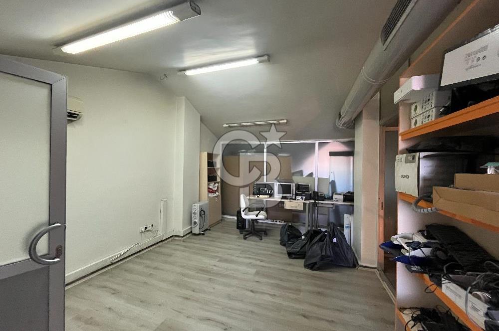 KOŞUYOLU Caddeye 1.Paralelde çok iyi konumda 390 m2 KİRALIK BİNA