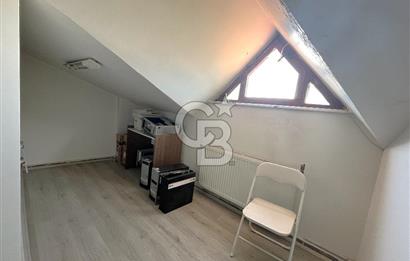 KOŞUYOLU Caddeye 1.Paralelde çok iyi konumda 390 m2 KİRALIK BİNA