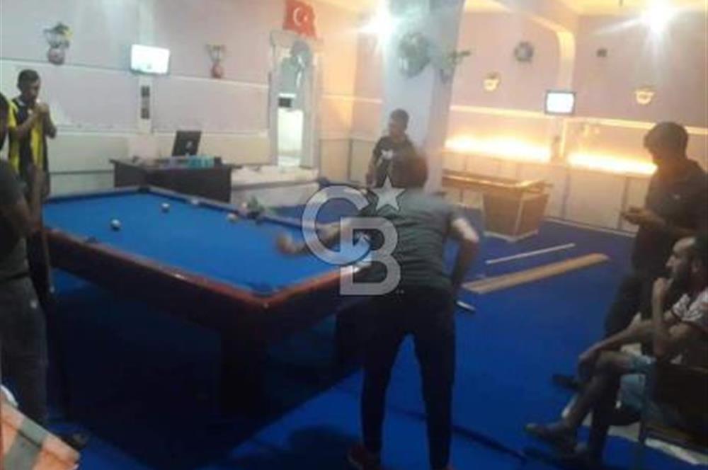 C/B DEN ALAŞEHİR SOĞANLI MAH. KÖY MERKEZİNDE SATILIK DÜKKANLI BİNA