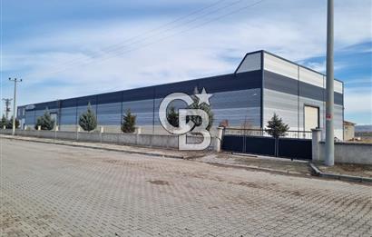 AKSARAY OSB'DE MERKEZİ KONUMDA 2600 M2 KAPALI KİRALIK FABRİKA