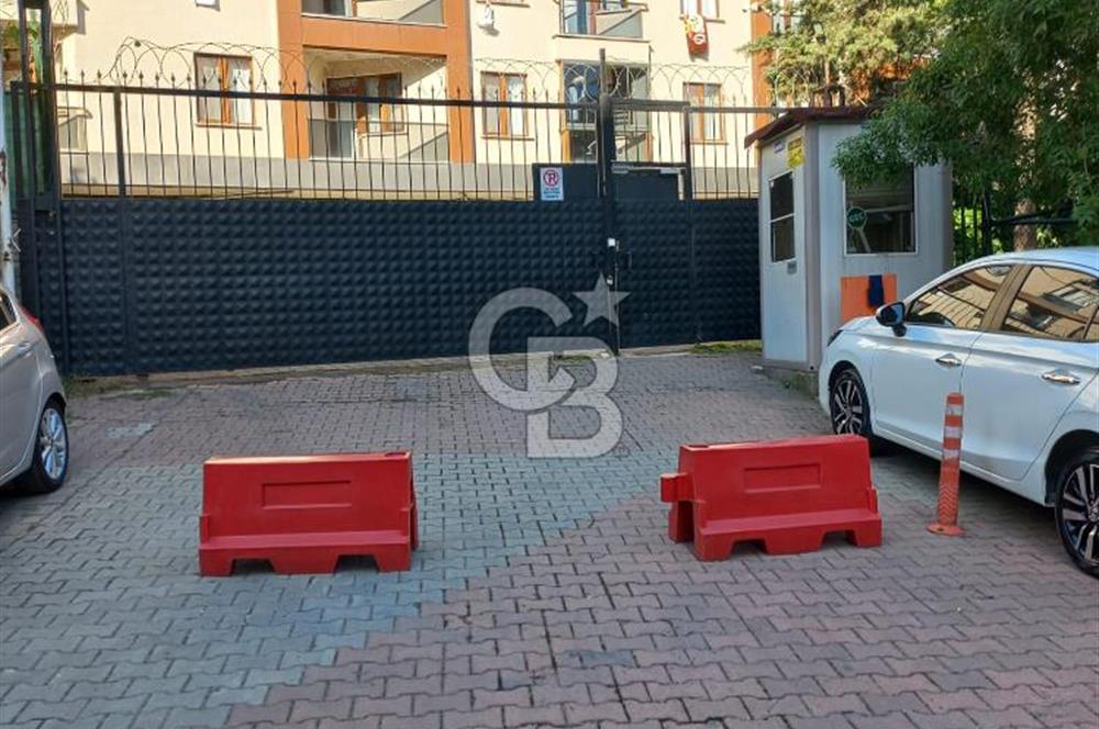 ÇEKMEKÖY YEŞİLBELDE SİTESİNDE BÜYÜK TİP 3+1 SATILIK DAİRE
