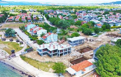 ÇANAKKALE DARDANOS DENİZE 30 M MESAFEDE SATILIK MÜSTAKİL VİLLA