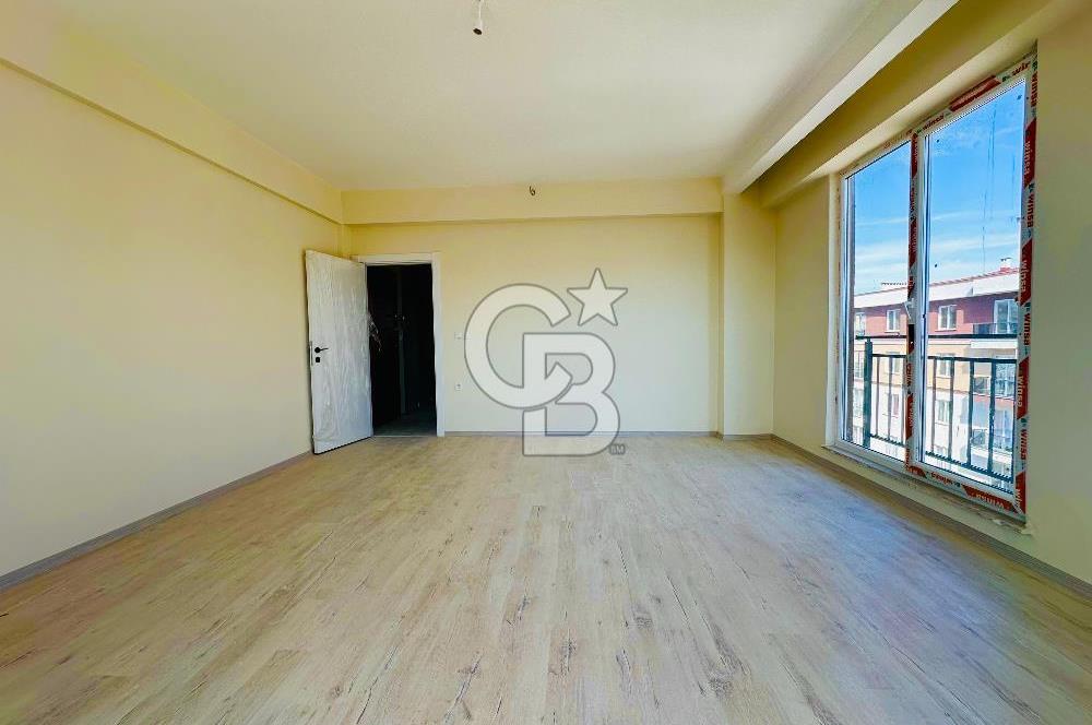 ÇANAKKALE MERKEZDE SİTE İÇERİSİNDE SATILIK ÇOK GENİŞ 2+1 DAİRE