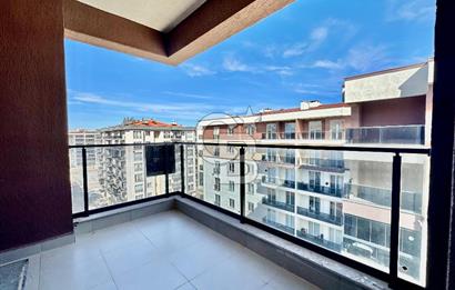 ÇANAKKALE MERKEZDE SİTE İÇERİSİNDE SATILIK ÇOK GENİŞ 2+1 DAİRE