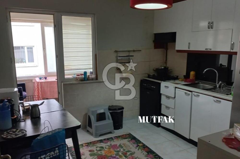 ÇEKMEKÖY YEŞİLBELDE SİTESİNDE BÜYÜK TİP 3+1 SATILIK DAİRE