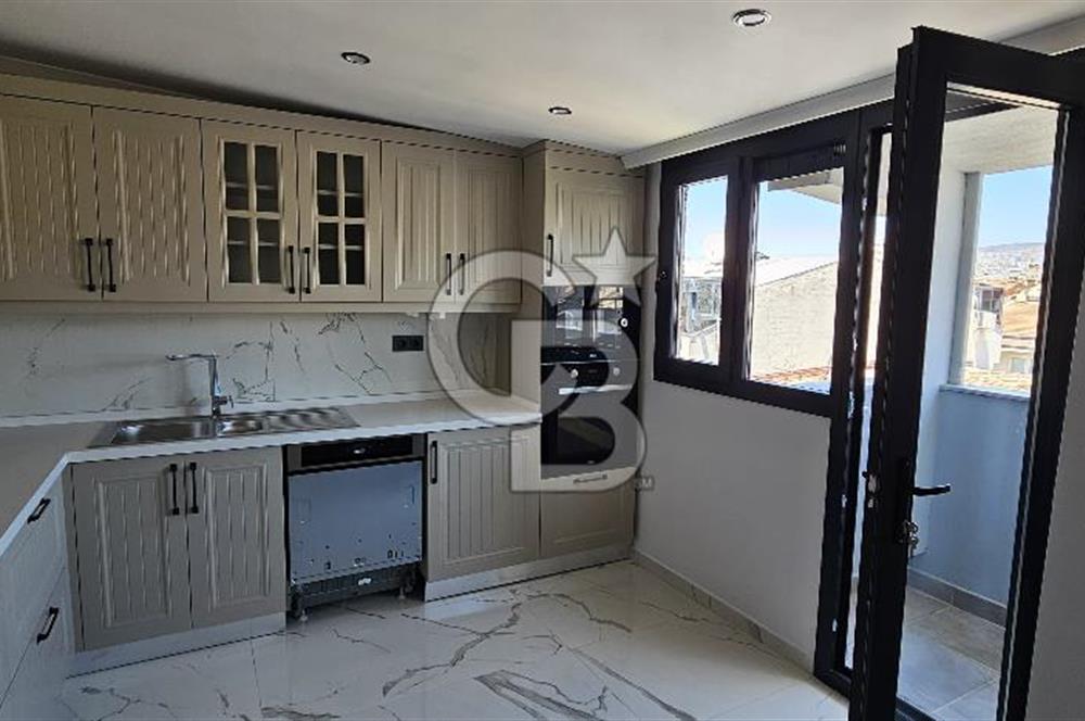 İzmir Karşıyaka 3+1 Lüks Dubleks Dublex Teraslı