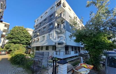 Karşıyaka Bahçelievler' de 3+1 Eşyalı Kiralık Daire
