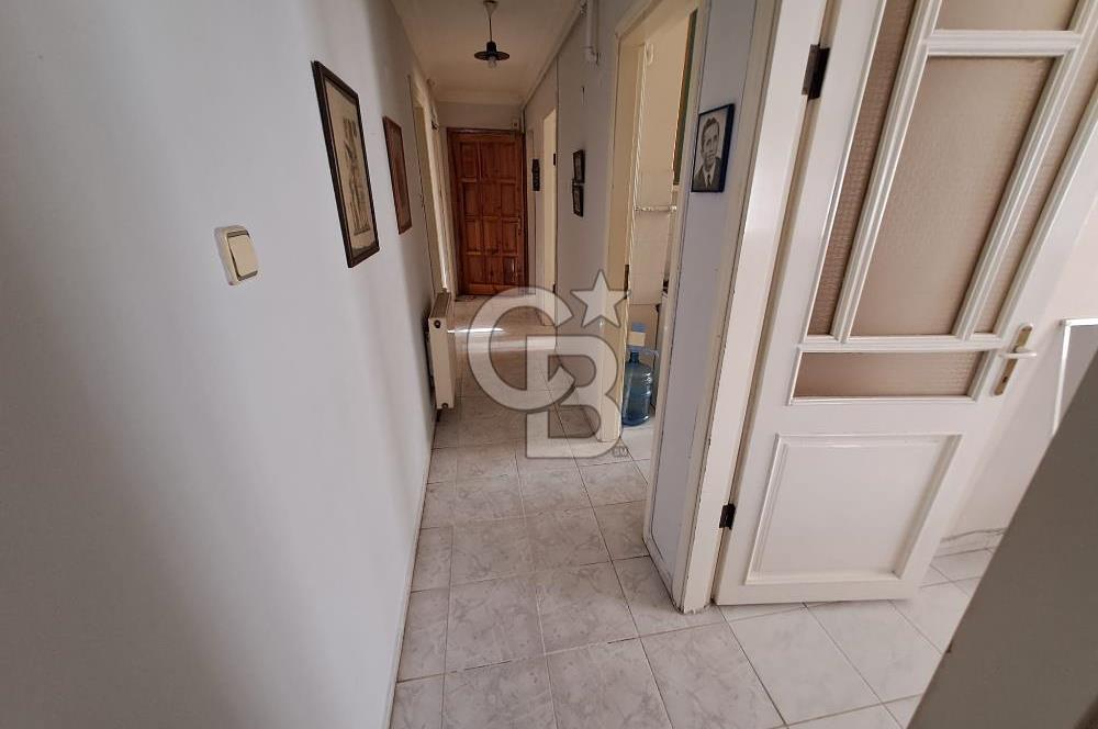 Karşıyaka Bahçelievler' de 3+1 Eşyalı Kiralık Daire