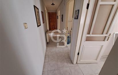 Karşıyaka Bahçelievler' de 3+1 Eşyalı Kiralık Daire