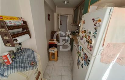Karşıyaka Bahçelievler' de 3+1 Eşyalı Kiralık Daire