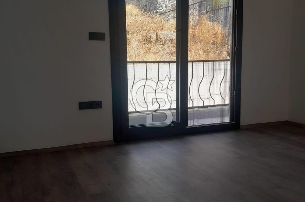 Egenin İncisi Çandarlıda Deniz Manzaralı Özel Villa
