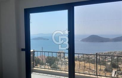 Egenin İncisi Çandarlıda Deniz Manzaralı Özel Villa
