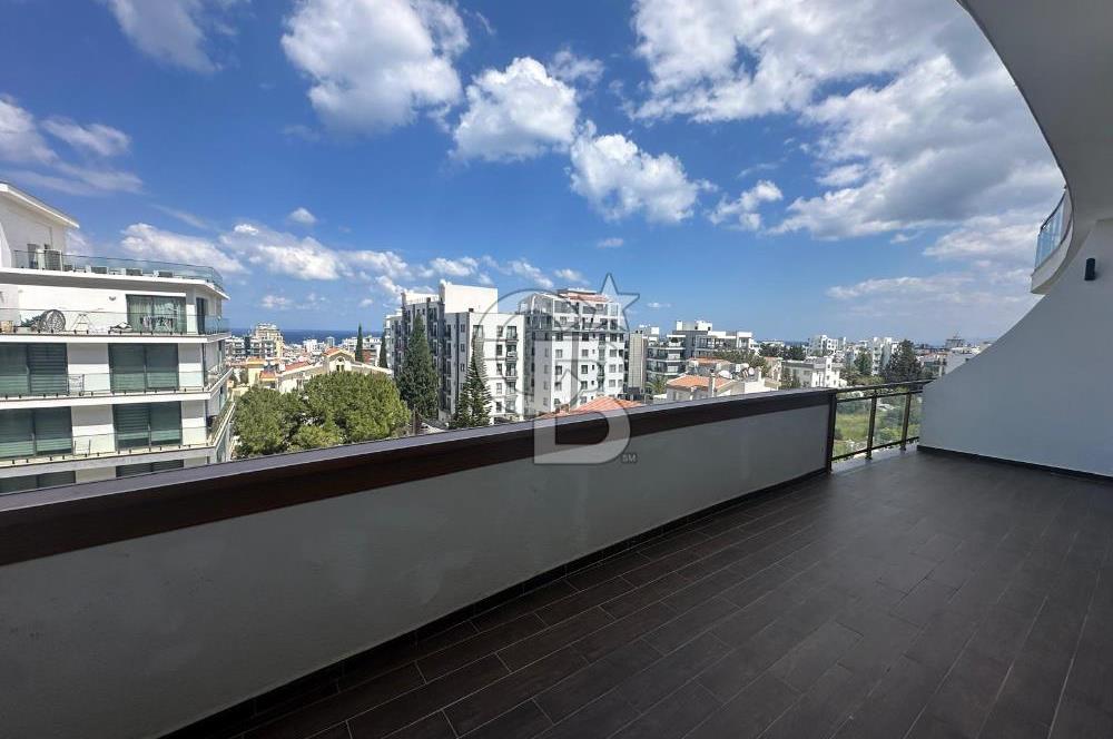 Girne'de Site İçerisinde Satılık 2+1 Daire !!!