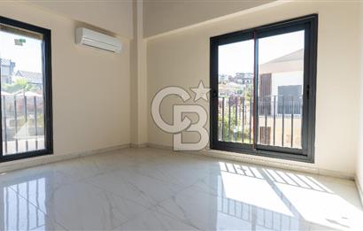 ÇEŞME FENERBURNU'NDA DENİZ MANZARALI 7+2 MÜSTAKİL HAVUZLU VİLLA