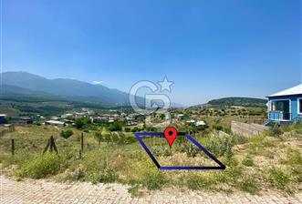 Çataltepe'de Manzaralı Villa İmarlı Arsa