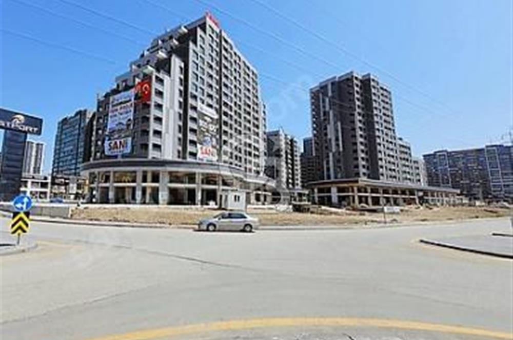 AP İST PORT, İSTANBUL METROSUNA 30 ADIMLK MESAFEDE SATILIK DAİRE