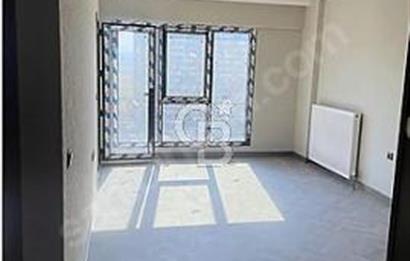 AP İST PORT, İSTANBUL METROSUNA 30 ADIMLK MESAFEDE SATILIK DAİRE