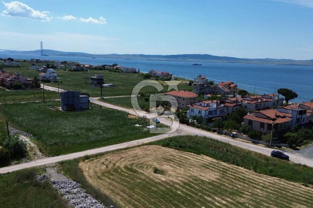 LAPSEKİ ÇARDAK'TA BOĞAZ MANZARALI SATILIK ARSA