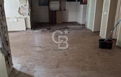 BOSTANCI MARARAY İSTASYONUNA 2 DK YÜRÜYÜŞ MESAFESİNDE SATILIK BİNA