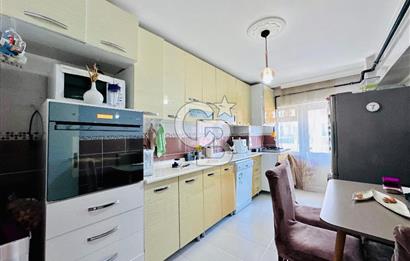 CEVATPAŞA DA SATILIK CADDE ÜSTÜ ARA KAT GENİŞ 3+1 DAİRE