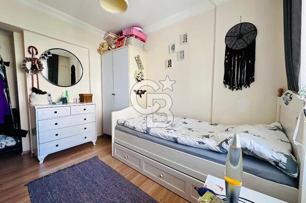 CEVATPAŞA DA SATILIK CADDE ÜSTÜ ARA KAT GENİŞ 3+1 DAİRE