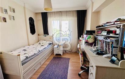 CEVATPAŞA DA SATILIK CADDE ÜSTÜ ARA KAT GENİŞ 3+1 DAİRE