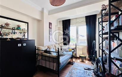 CEVATPAŞA DA SATILIK CADDE ÜSTÜ ARA KAT GENİŞ 3+1 DAİRE