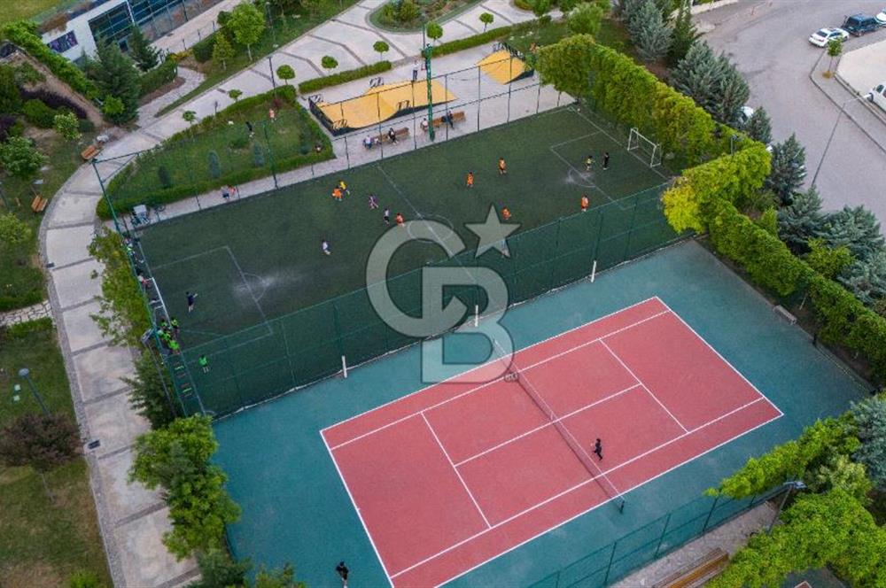 Batıkent Akkent Paradise Gardens'ta 4+1 Satılık Daire