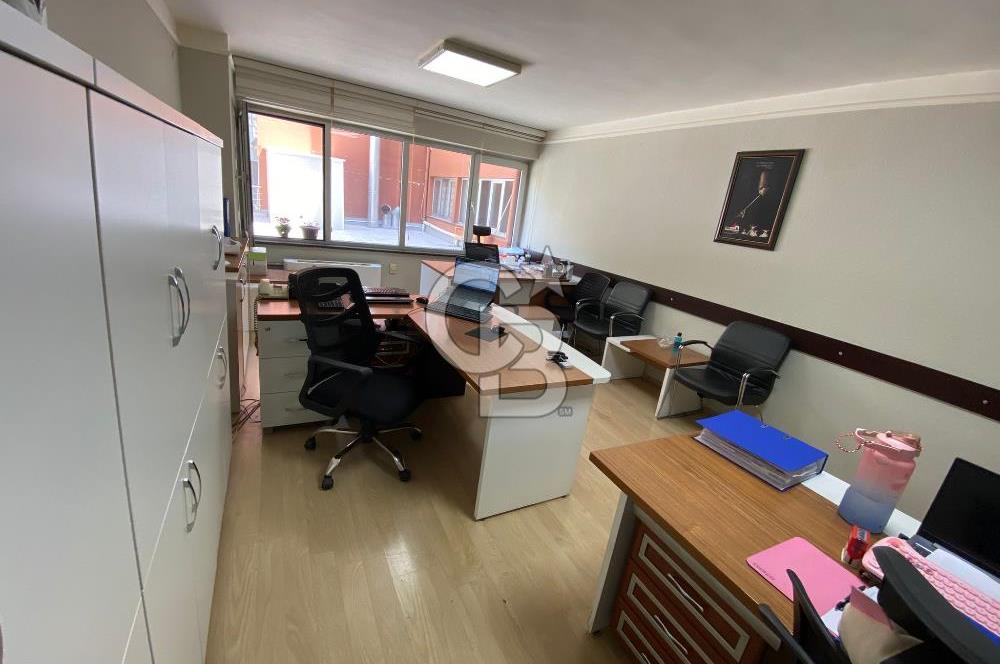 CB GÜVENCESİYLE | İhsaniye’de İşlek Cadde Üzeri,   Satılık Modern Ofis!