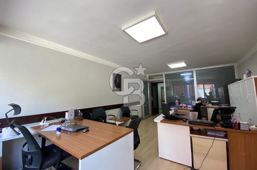 CB GÜVENCESİYLE | İhsaniye’de İşlek Cadde Üzeri,   Satılık Modern Ofis!