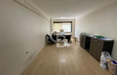 CB GÜVENCESİYLE | İhsaniye’de İşlek Cadde Üzeri, 95 m²,  Satılık Modern Ofis!