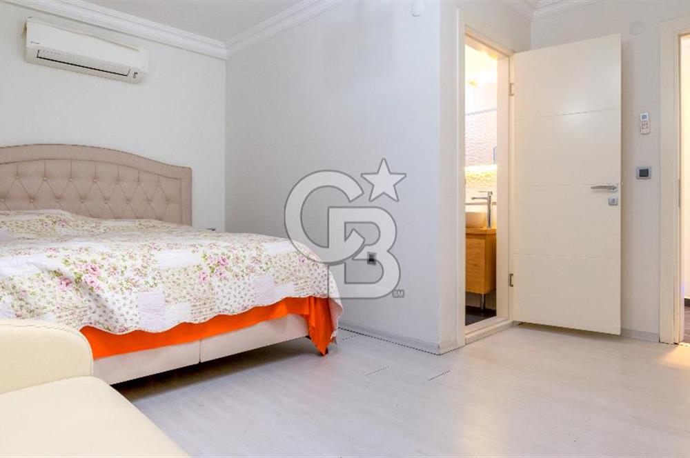 URLA KEKLİKTEPE'DE 9612M2 ZEYTİN AĞAÇLARI İÇİNDE HAVUZLU VİLLA
