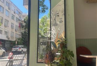 İzmir Karşıyaka Donanmacı Mah. Hazır Devren Kiralık Cafe