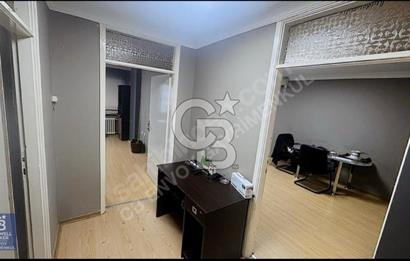 CB'DEN İZMİT MERKEZ ÇAĞLAYAN İŞ MERKEZİ'NDE 1+1 SATILIK OFİS