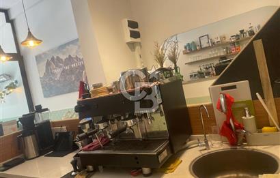 İzmir Karşıyaka Donanmacı Mah. Hazır Devren Kiralık Cafe