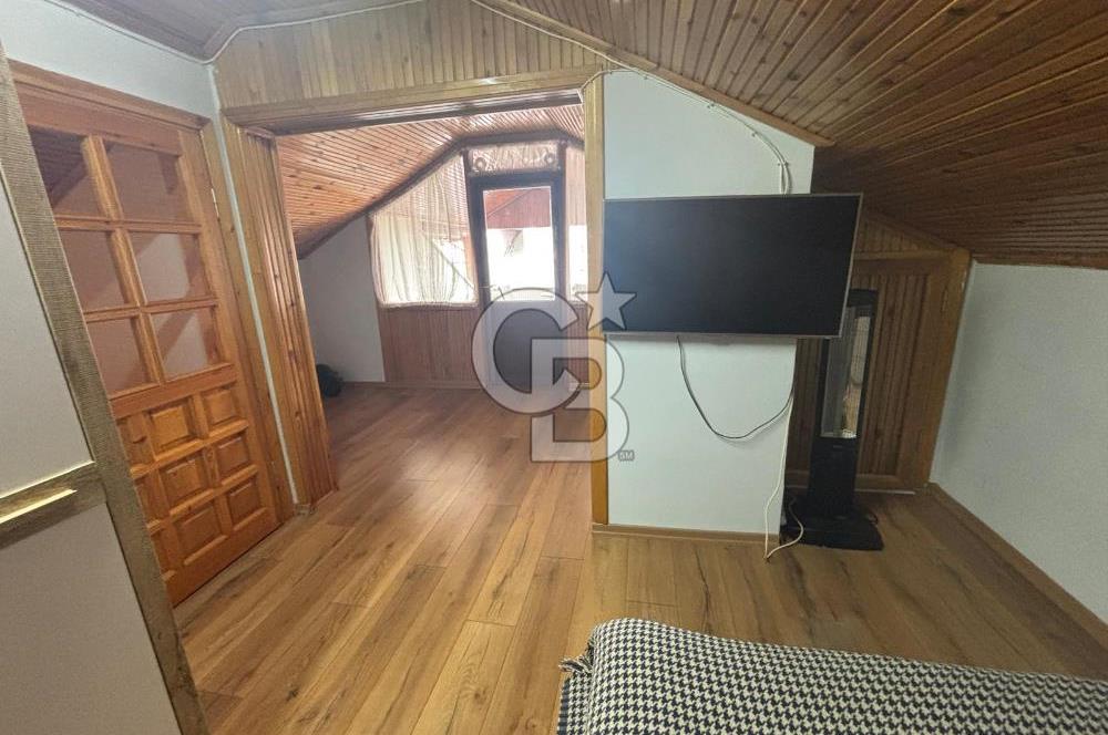 Başiskele Yeniköyde 4+1 Geniş Bahçeli Eşyalı Villa