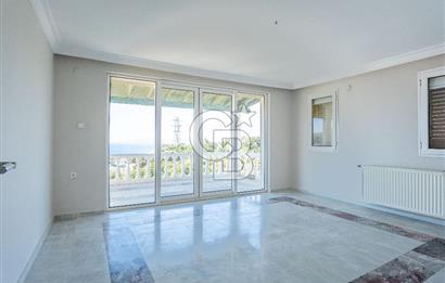 Bodrum Yokuşbaşı Panoramik Deniz ve Kale Manzaralı Satılık Villa