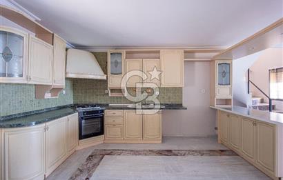 Bodrum Yokuşbaşı Panoramik Deniz ve Kale Manzaralı Satılık Villa