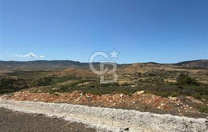 Yenifoça'da Satılık 993 m2 Arsa