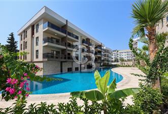 KUŞADASI'NDA SİTE İÇERİSİNDE GENİŞ VE FERAH SATILIK 2+1 DAİRE