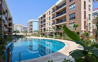 KUŞADASI'NDA SİTE İÇERİSİNDE GENİŞ VE FERAH SATILIK 2+1 DAİRE